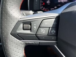 SEAT Leon 1.5 Leon FR eTSI Semi-Auto 5dr 59