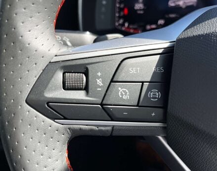 SEAT Leon 1.5 Leon FR eTSI Semi-Auto 5dr 59