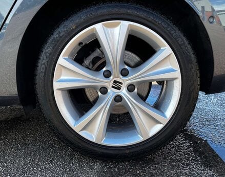 SEAT Leon 1.5 Leon FR eTSI Semi-Auto 5dr 14