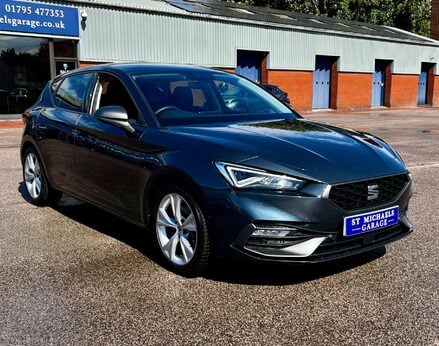 SEAT Leon 1.5 Leon FR eTSI Semi-Auto 5dr 4