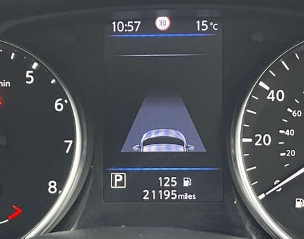 Nissan Qashqai 1.3 Qashqai Tekna DiG-T Semi-Auto 5dr 28