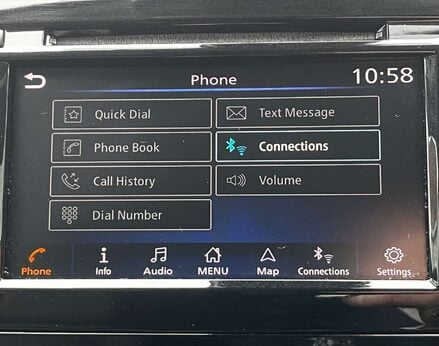 Nissan Qashqai 1.3 Qashqai Tekna DiG-T Semi-Auto 5dr 37