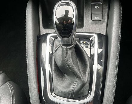 Nissan Qashqai 1.3 Qashqai Tekna DiG-T Semi-Auto 5dr 45