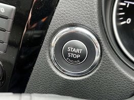 Nissan Qashqai 1.3 Qashqai Tekna DiG-T Semi-Auto 5dr 48