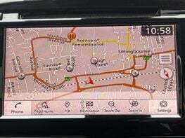 Nissan Qashqai 1.3 Qashqai Tekna DiG-T Semi-Auto 5dr 33