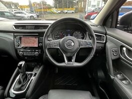 Nissan Qashqai 1.3 Qashqai Tekna DiG-T Semi-Auto 5dr 19