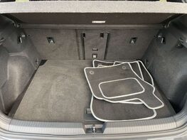 Volkswagen Golf 1.5 Golf R-Line TSI 5dr 74