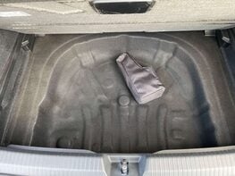 Volkswagen Golf 1.5 Golf R-Line TSI 5dr 76