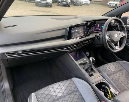 Volkswagen Golf 1.5 Golf R-Line TSI 5dr 33