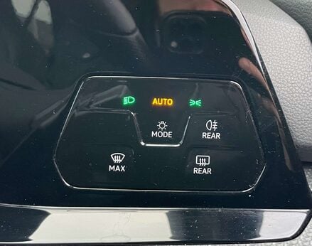 Volkswagen Golf 1.5 Golf R-Line TSI 5dr 65