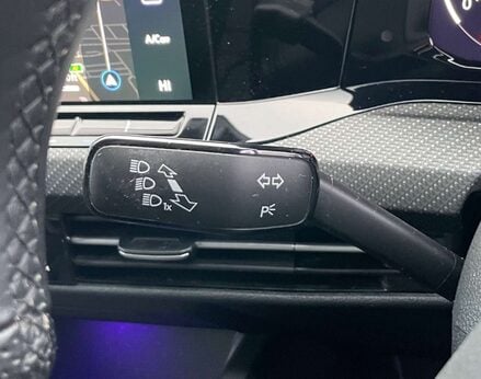 Volkswagen Golf 1.5 Golf R-Line TSI 5dr 63