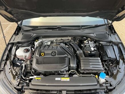 Volkswagen Golf 1.5 Golf R-Line TSI 5dr 