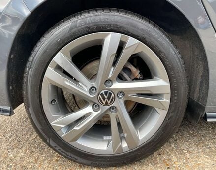 Volkswagen Golf 1.5 Golf R-Line TSI 5dr 13