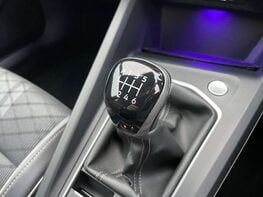 Volkswagen Golf 1.5 Golf R-Line TSI 5dr 58