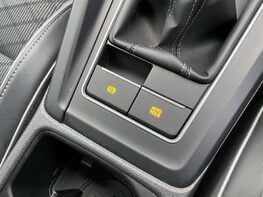 Volkswagen Golf 1.5 Golf R-Line TSI 5dr 59