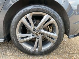 Volkswagen Golf 1.5 Golf R-Line TSI 5dr 16