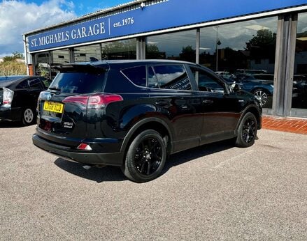 Toyota Rav4 2.5 RAV4 Excel HEV CVT 4WD 5dr 8