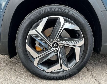 Hyundai TUCSON 1.6 Tucson Ultimate TGDi PHEV 4x4 Auto 4WD 5dr 13