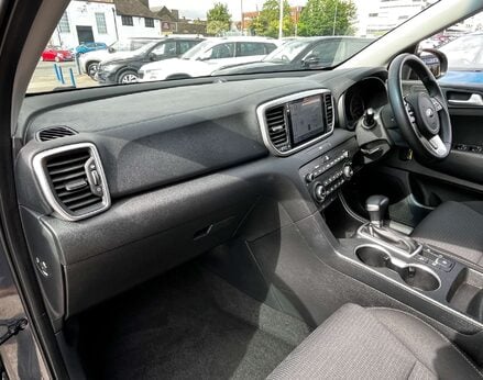 Kia Sportage 1.6 Sportage 2 CRDi ISG MHEV Semi-Auto 5dr 17