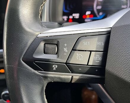 SEAT Ateca 1.5 Ateca Xperience EcoTSI Semi-Auto 5dr 51