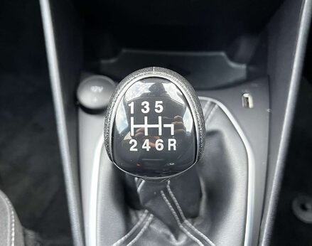 Ford Fiesta 1.0 Fiesta Titanium T MHEV 5dr 52