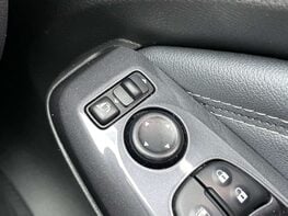 Nissan Juke 1.0 Juke N-Connecta DiG-T 5dr 56