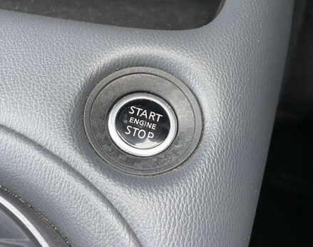 Nissan Juke 1.0 Juke N-Connecta DiG-T 5dr 47