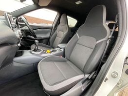 Nissan Juke 1.0 Juke N-Connecta DiG-T 5dr 60