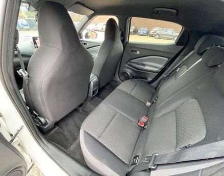 Nissan Juke 1.0 Juke N-Connecta DiG-T 5dr 61