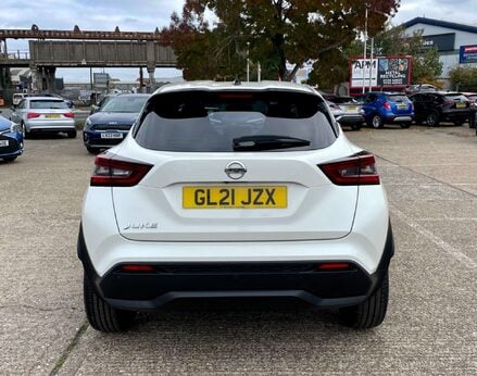 Nissan Juke 1.0 Juke N-Connecta DiG-T 5dr 6