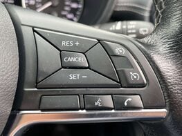 Nissan Juke 1.0 Juke N-Connecta DiG-T 5dr 52