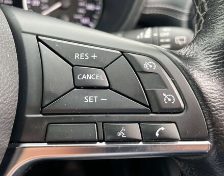 Nissan Juke 1.0 Juke N-Connecta DiG-T 5dr 52