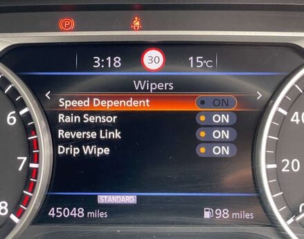 Nissan Juke 1.0 Juke N-Connecta DiG-T 5dr 29