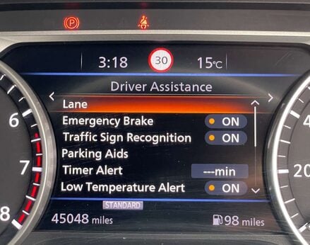 Nissan Juke 1.0 Juke N-Connecta DiG-T 5dr 28