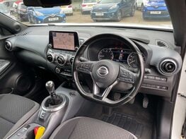 Nissan Juke 1.0 Juke N-Connecta DiG-T 5dr 17