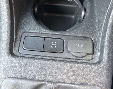 SEAT Mii 1.0 Mii Design 5dr 33