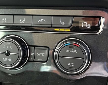 Volkswagen Tiguan 2.0 Tiguan SEL TSi 4Motion Semi-Auto 4WD 5dr 61