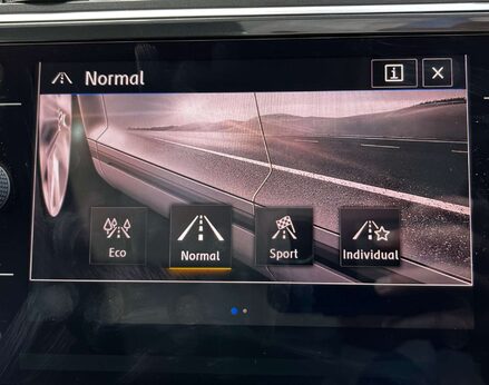 Volkswagen Tiguan 2.0 Tiguan SEL TSi 4Motion Semi-Auto 4WD 5dr 52