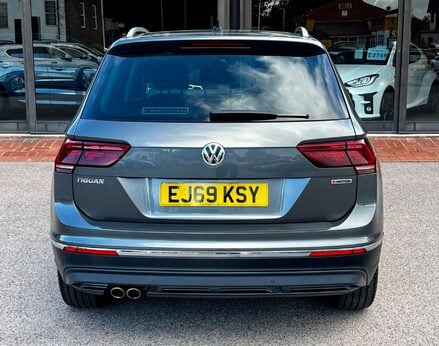Volkswagen Tiguan 2.0 Tiguan SEL TSi 4Motion Semi-Auto 4WD 5dr 6