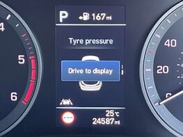 Hyundai TUCSON 1.6 Tucson Premium SE48v MHEV CRDi 2WD Semi-Auto 5dr 32