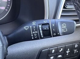 Hyundai TUCSON 1.6 Tucson Premium SE48v MHEV CRDi 2WD Semi-Auto 5dr 63