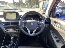 Hyundai TUCSON 1.6 Tucson Premium SE48v MHEV CRDi 2WD Semi-Auto 5dr 19