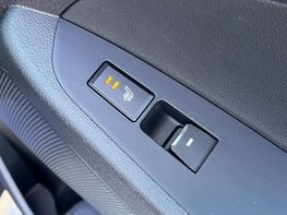 Hyundai TUCSON 1.6 Tucson Premium SE48v MHEV CRDi 2WD Semi-Auto 5dr 72