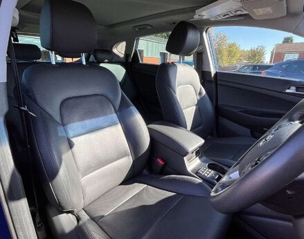 Hyundai TUCSON 1.6 Tucson Premium SE48v MHEV CRDi 2WD Semi-Auto 5dr 67