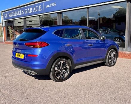 Hyundai TUCSON 1.6 Tucson Premium SE48v MHEV CRDi 2WD Semi-Auto 5dr 8