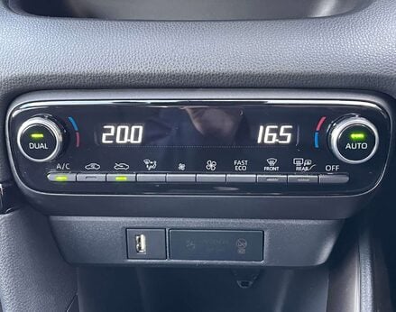 Toyota Yaris 1.5 Yaris GR Sport HEV CVT 5dr 54