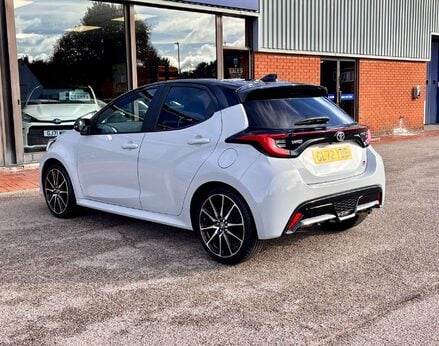Toyota Yaris 1.5 Yaris GR Sport HEV CVT 5dr 9