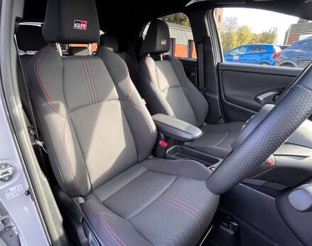 Toyota Yaris 1.5 Yaris GR Sport HEV CVT 5dr 66