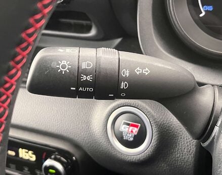 Toyota Yaris 1.5 Yaris GR Sport HEV CVT 5dr 61