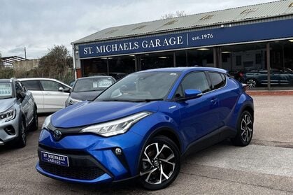 Toyota C-HR 2.0 C-HR Design HEV CVT 5dr